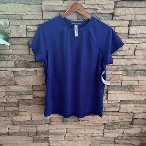 NWT Athleta "Ultimate Tee" size Small Purple